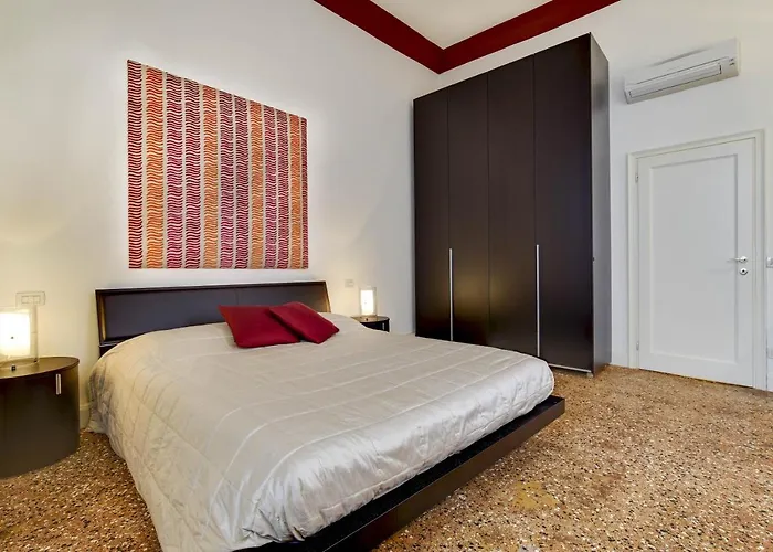 Ca' Amalia San Marco Venetian M027042932 *