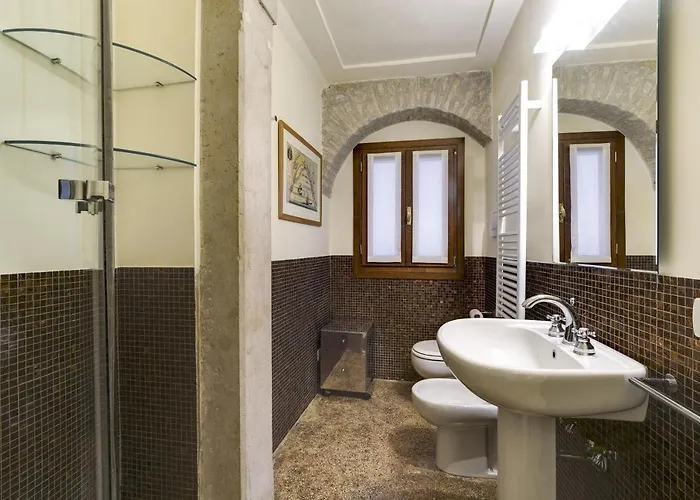 아파트 Ca' Amalia San Marco Venetian M027042932 *